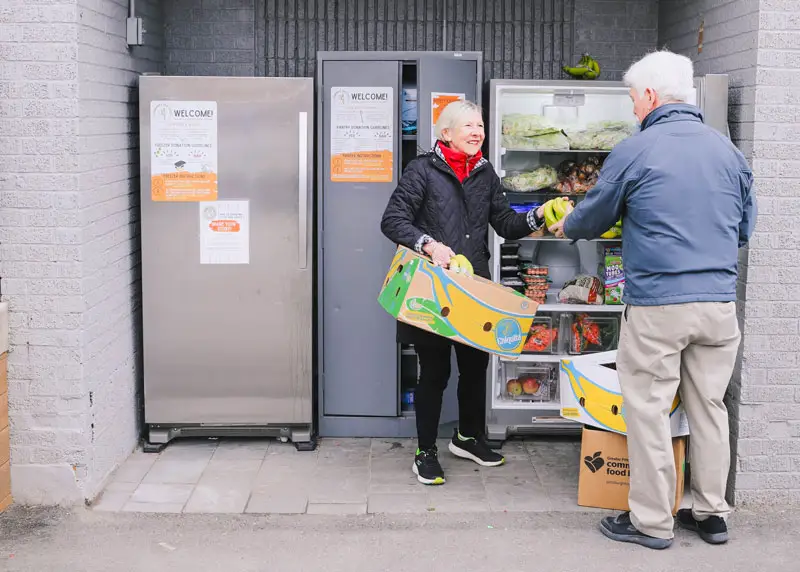 Second-Harvest-Community-Free-Fridge-Bananans